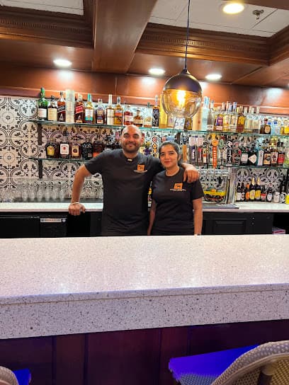 CURRY CORNER Indian Eatery & Bar