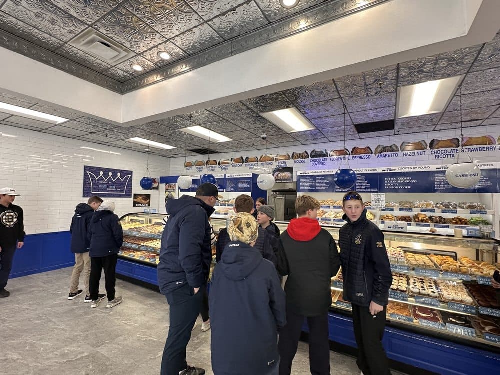 Mike's Pastry