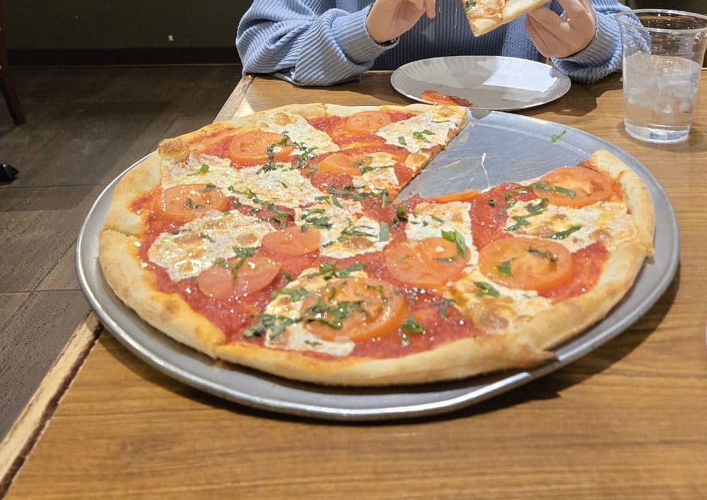 Mimi's Pizzeria