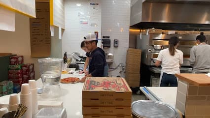 NEONY Pizza Works