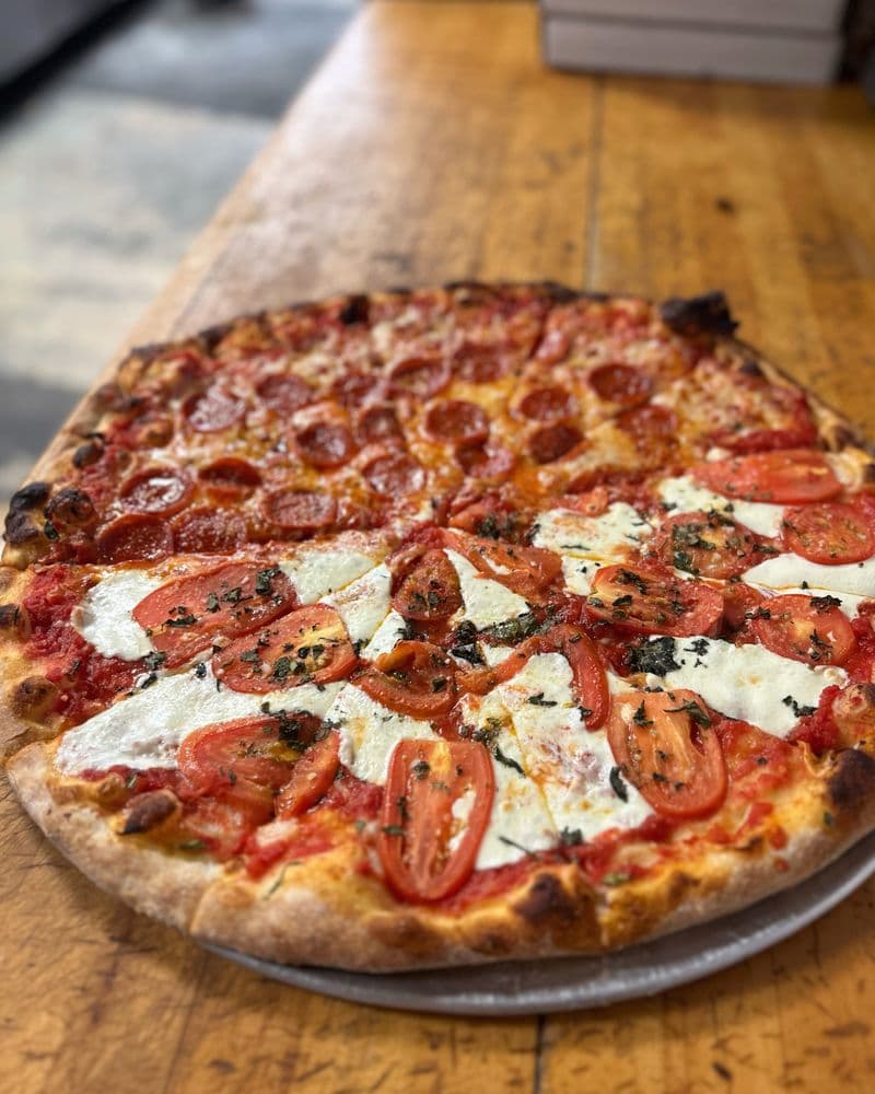 Nicky's Place Bar & Pizza