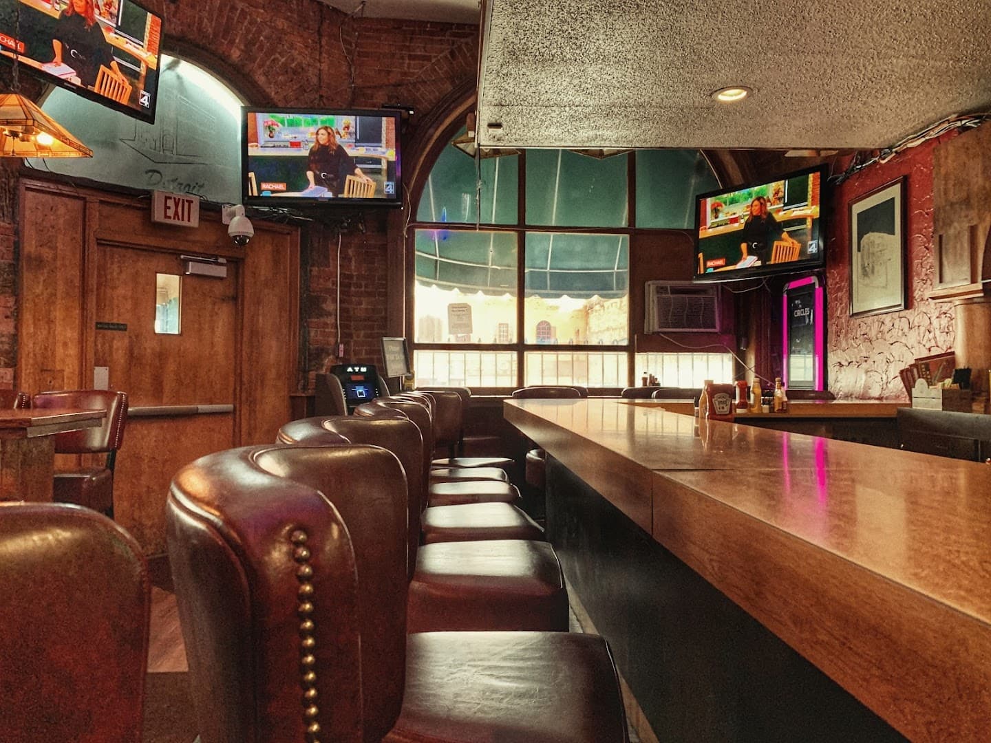 Sweetwater Tavern